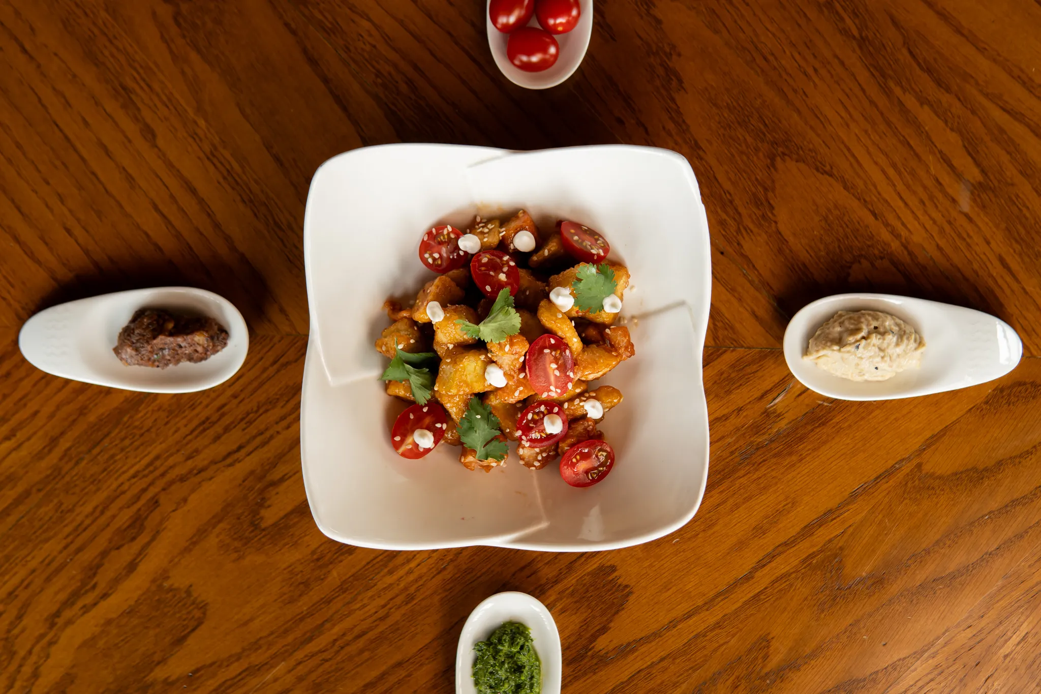 Xırçıldayan Toyuqlu Badımcan emu sousu ilə