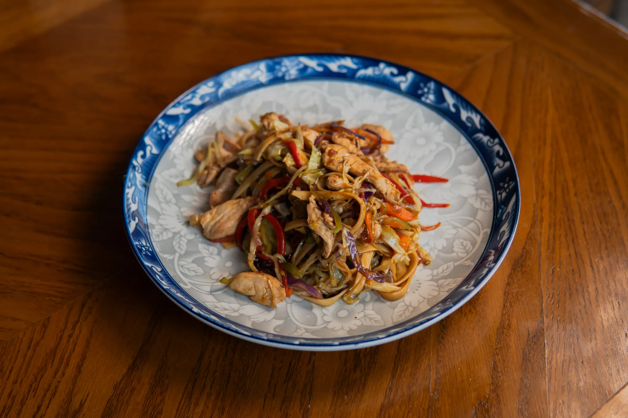 Toyuqlu Düyü Əriştəsi